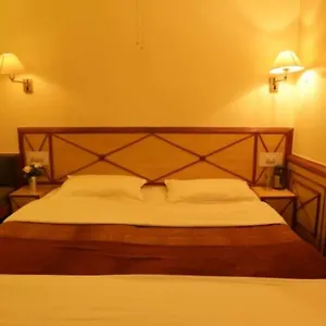 Hotel Sangeet